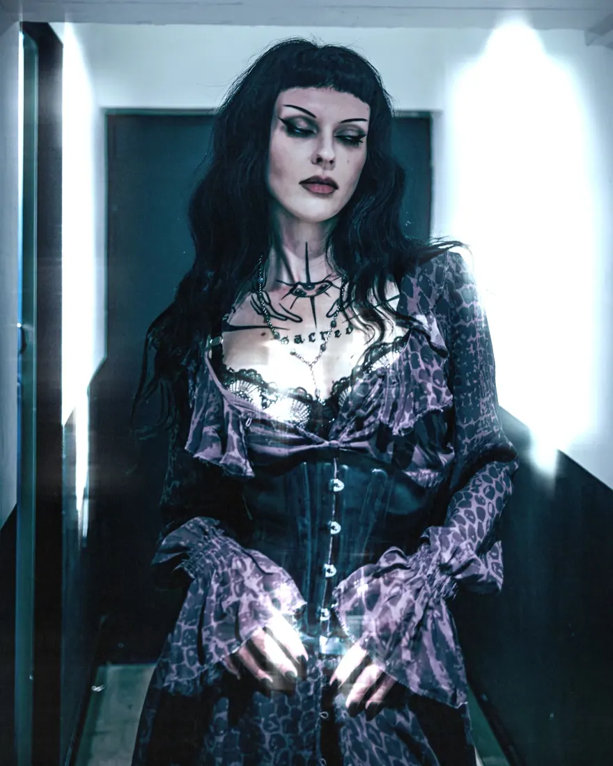 Harpy artist photoshoot by GLiTCHED ViSUALS