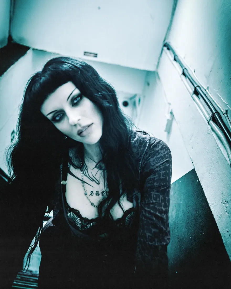 Harpy artist photoshoot by GLiTCHED ViSUALS