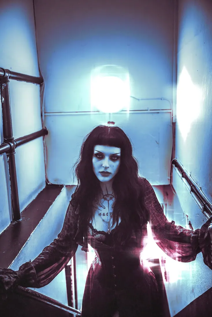 Harpy artist photoshoot by GLiTCHED ViSUALS