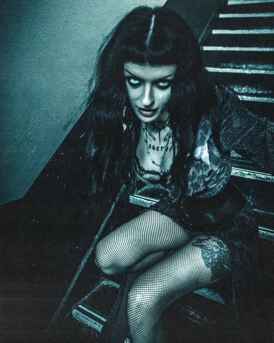 Harpy artist photoshoot by GLiTCHED ViSUALS