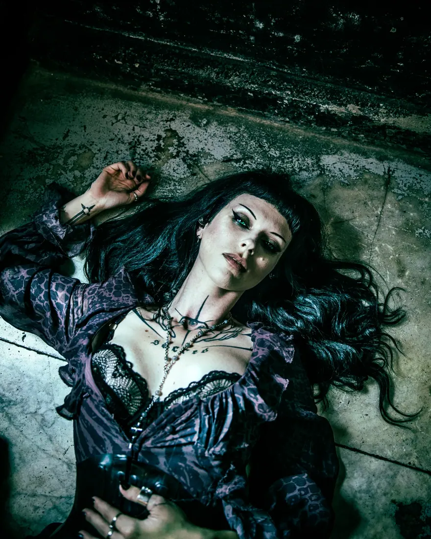 Harpy artist photoshoot by GLiTCHED ViSUALS