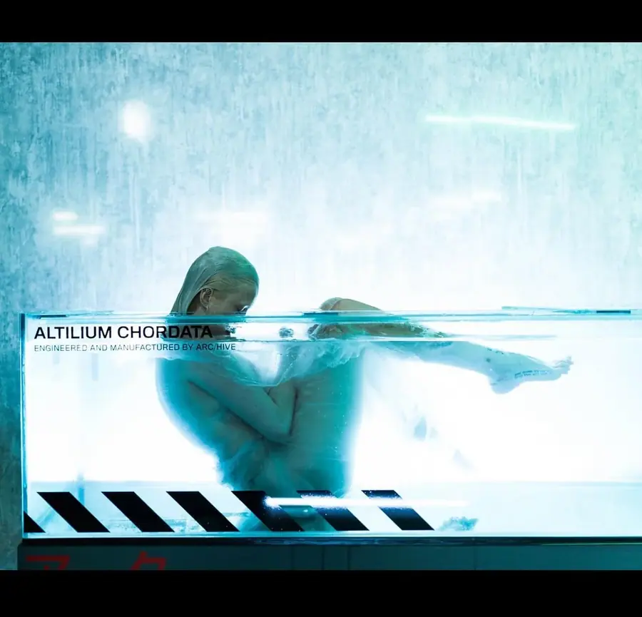 GLiTCHED ViSUALS behind the scenes on a studio shoot