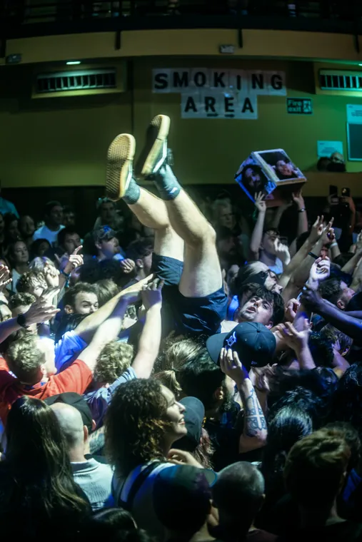 Crowd at a live show, photography by GLiTCHED ViSUALS