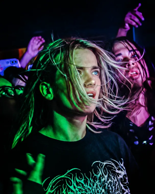 Crowd at a live show, photography by GLiTCHED ViSUALS