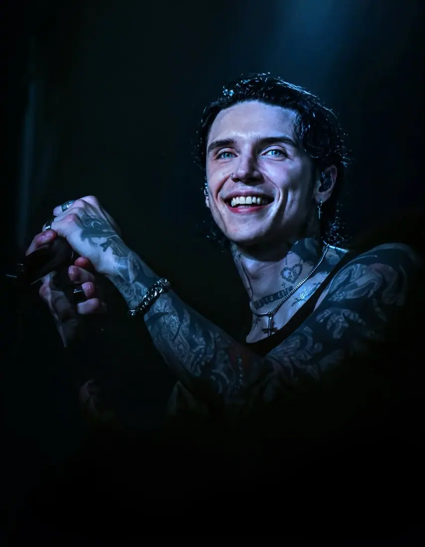 Black Veil Brides performing live, concert photography by GLiTCHED ViSUALS