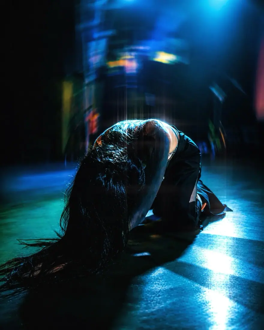 Harpy performing live, concert photography by GLiTCHED ViSUALS
