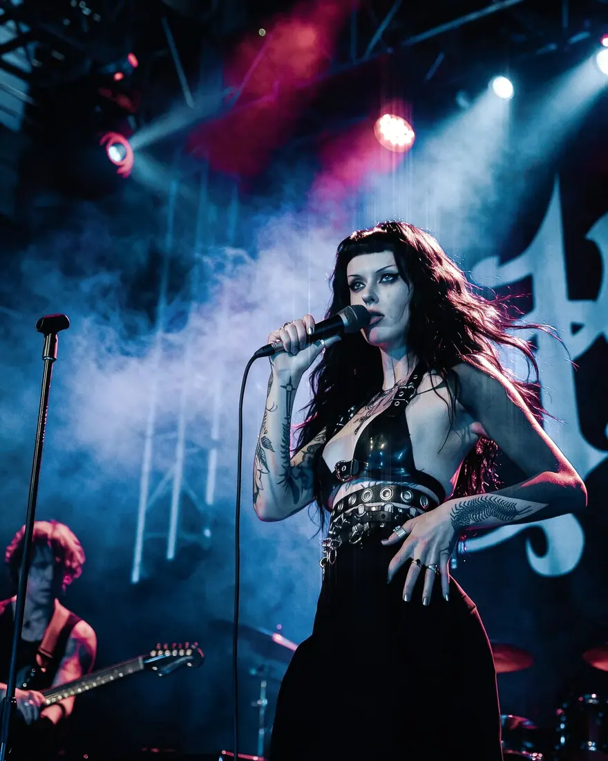 Harpy performing live, concert photography by GLiTCHED ViSUALS