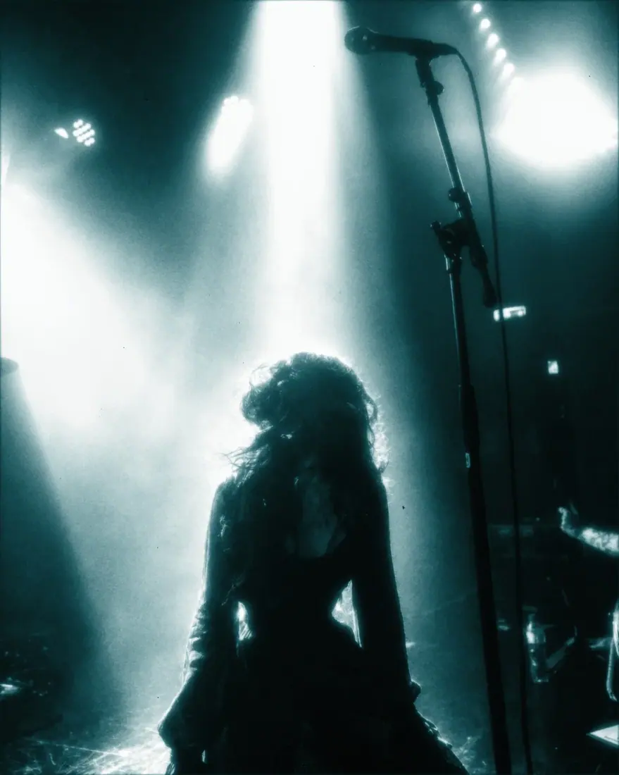 Harpy performing live, concert photography by GLiTCHED ViSUALS