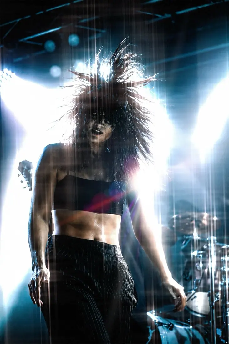 Saint Agnes performing live, concert photography by GLiTCHED ViSUALS