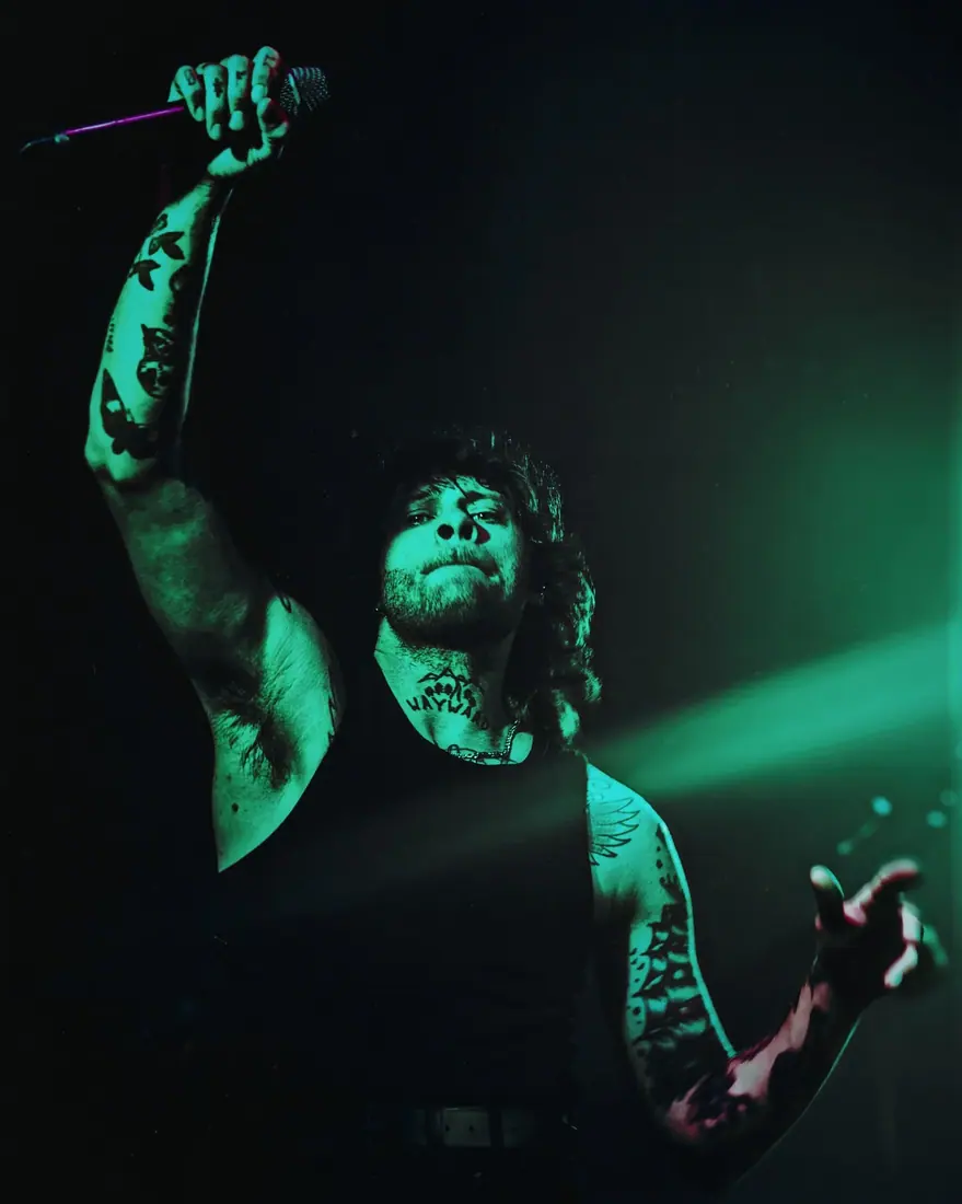 Tropic Gold performing live, concert photography by GLiTCHED ViSUALS